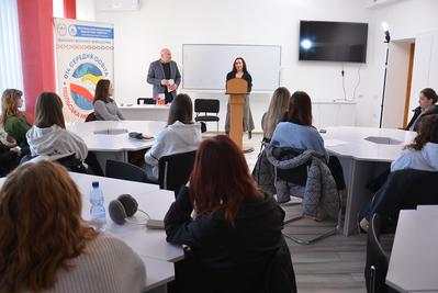 Під час зустрічі пані Наталя відповіла на численні питання студентів